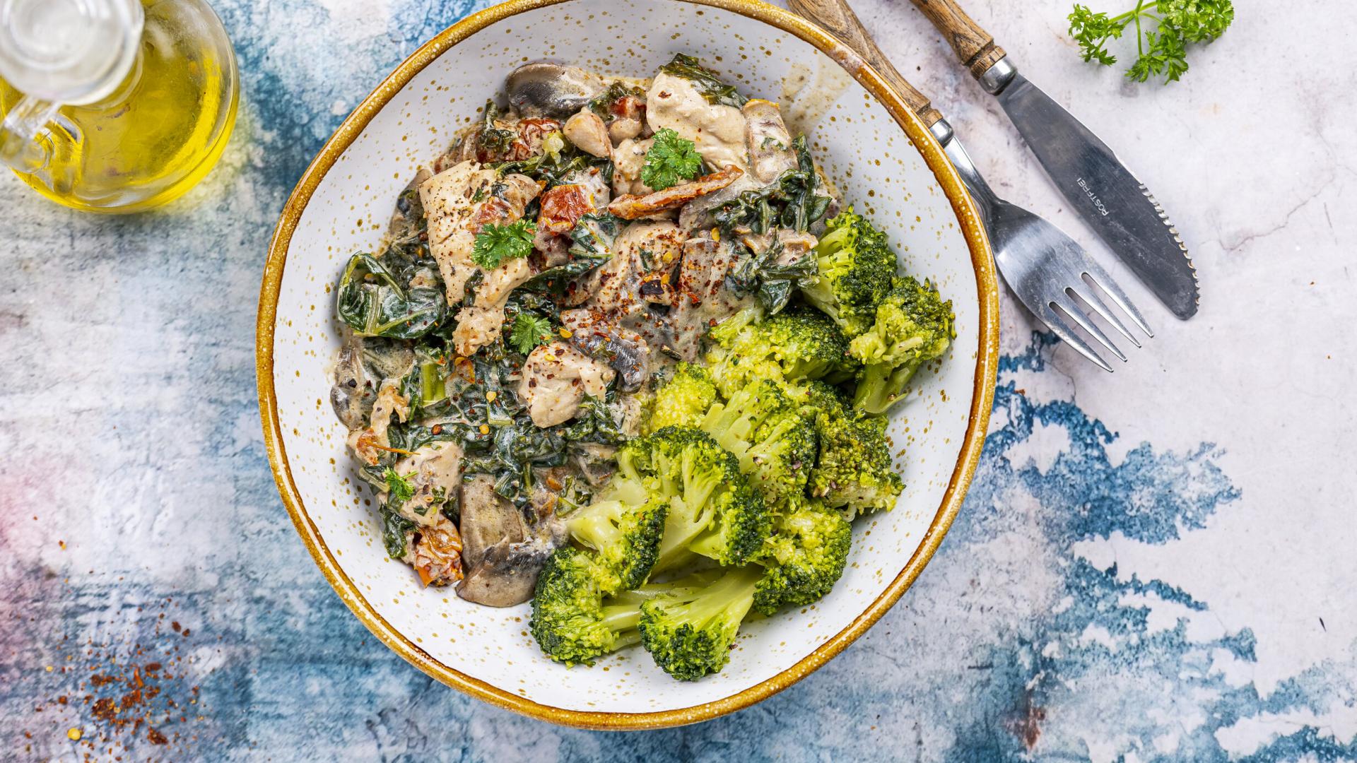 Tuscan Chicken with Parmezan Cream & Broccoli 2