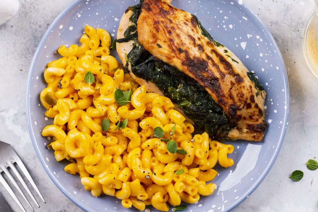 Spinach Stuffed Chicken  & Mac and Cheese 